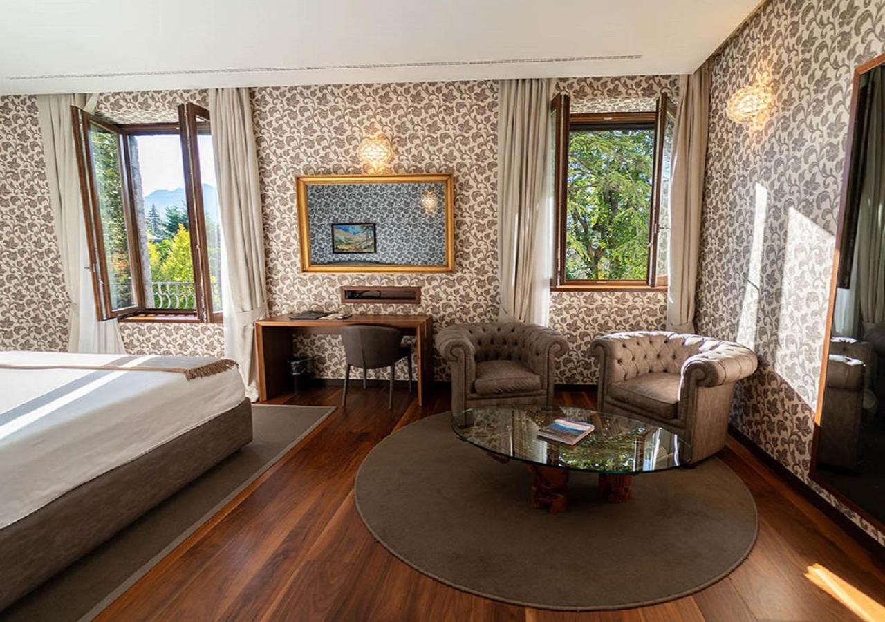 Villa Lario Resort Mandello Mandello del Lario Esterno foto